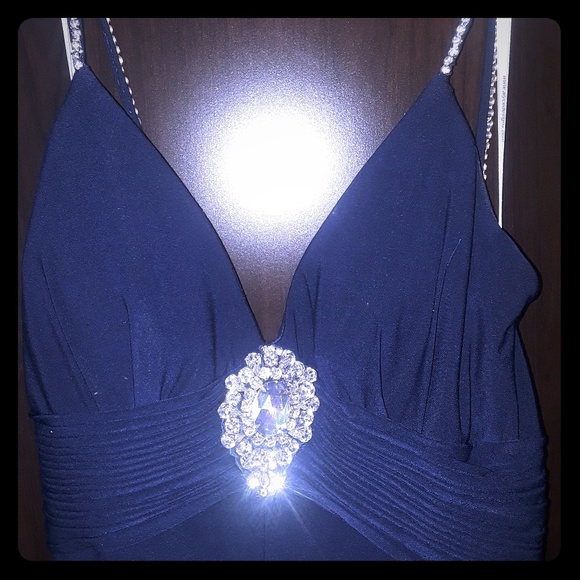 Long dress - Picture 1 of 5